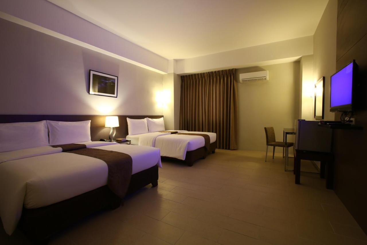 Sequoia Hotel קואזון סיטי מראה חיצוני תמונה