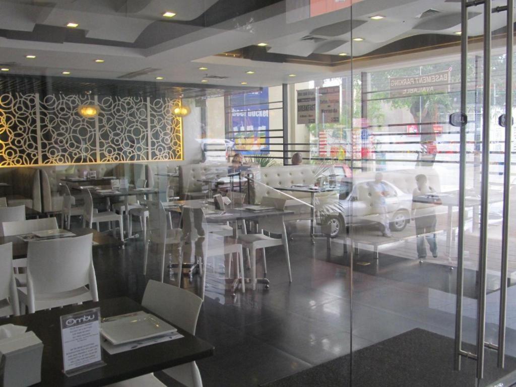 Sequoia Hotel קואזון סיטי מראה חיצוני תמונה