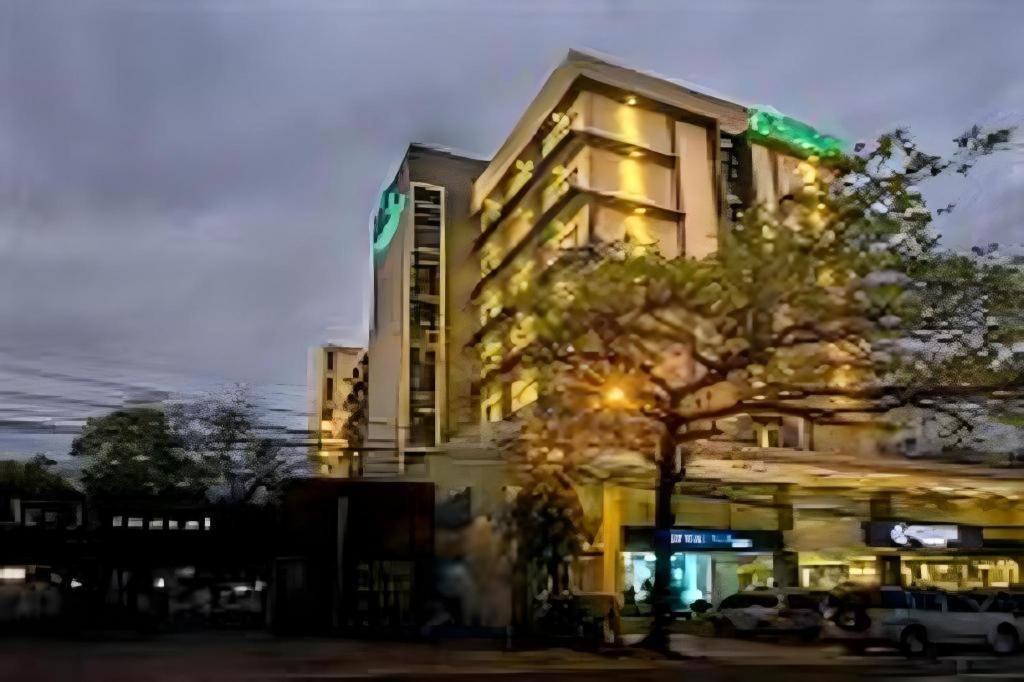 Sequoia Hotel קואזון סיטי מראה חיצוני תמונה