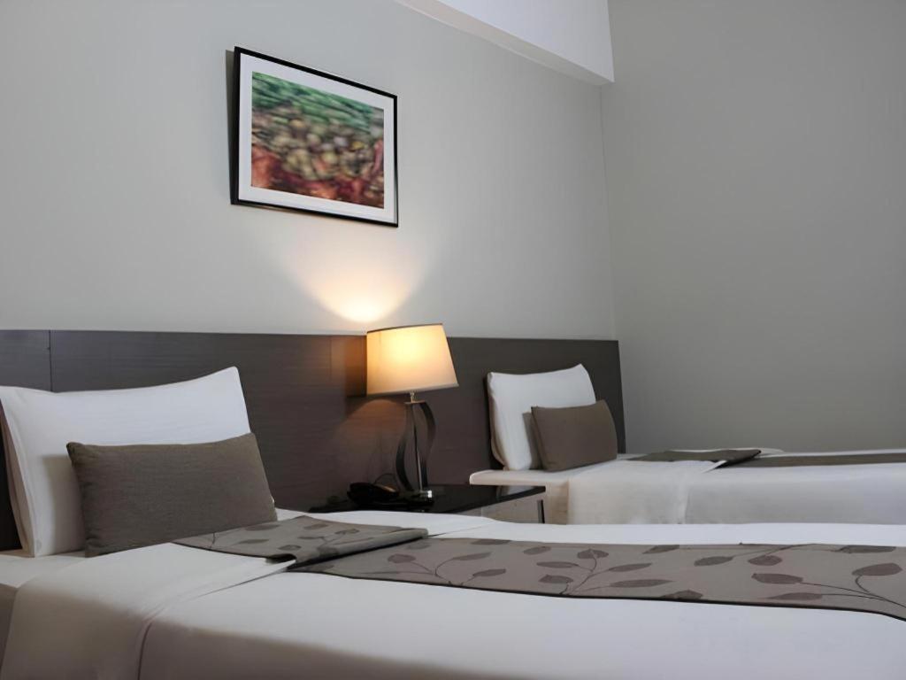 Sequoia Hotel קואזון סיטי מראה חיצוני תמונה