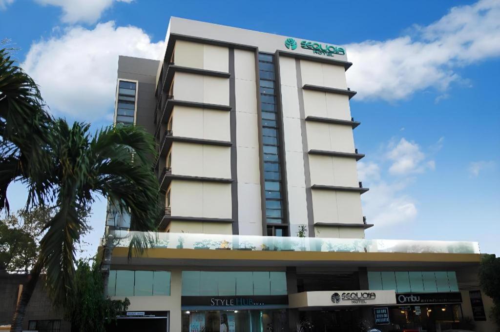 Sequoia Hotel קואזון סיטי מראה חיצוני תמונה
