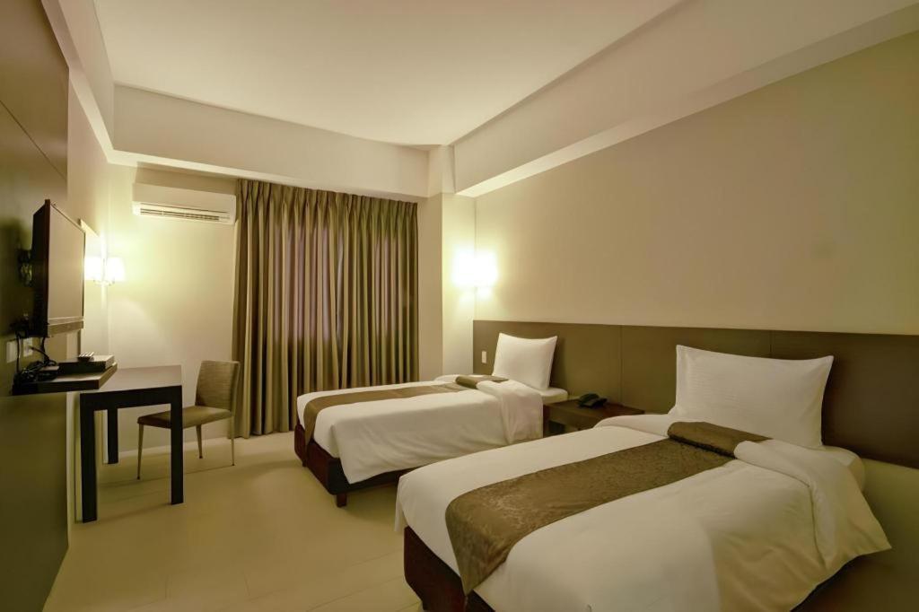 Sequoia Hotel קואזון סיטי מראה חיצוני תמונה
