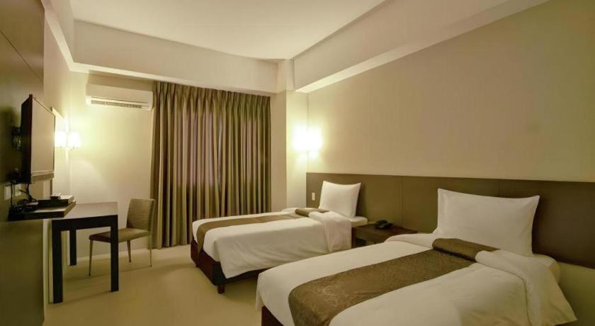 Sequoia Hotel קואזון סיטי מראה חיצוני תמונה